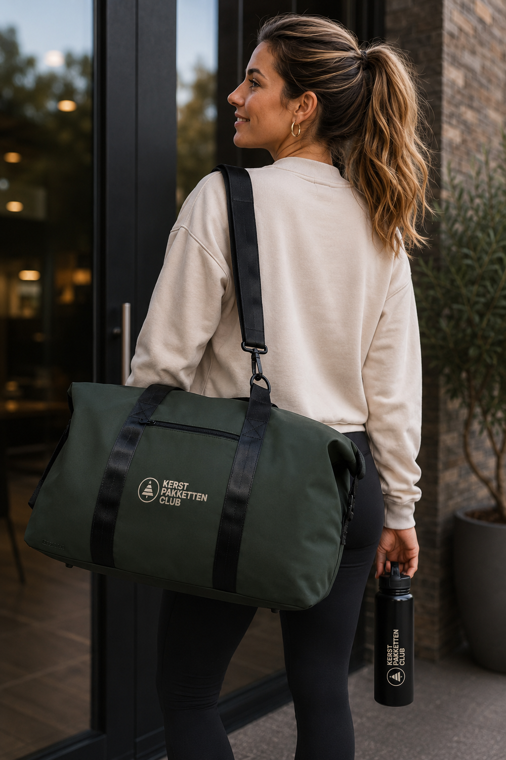 Personaliseer je kerstpakket | Premium weekendtas met logo
